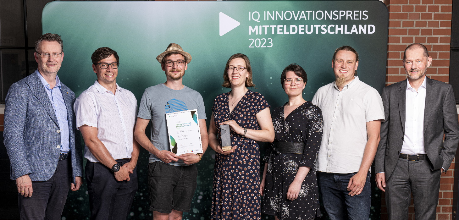 IQ 2023: Cluster-Winner with Prize Donors